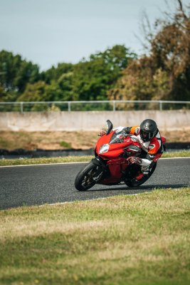 Ducati Panigale V2 2022